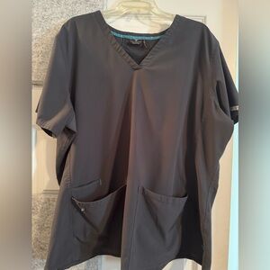 MED COUTURE Gray V-Neck Scrub Top